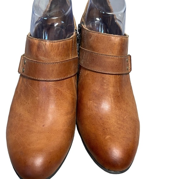 B.O.C. Camel Leader Block heel bootie - Picture 2 of 6